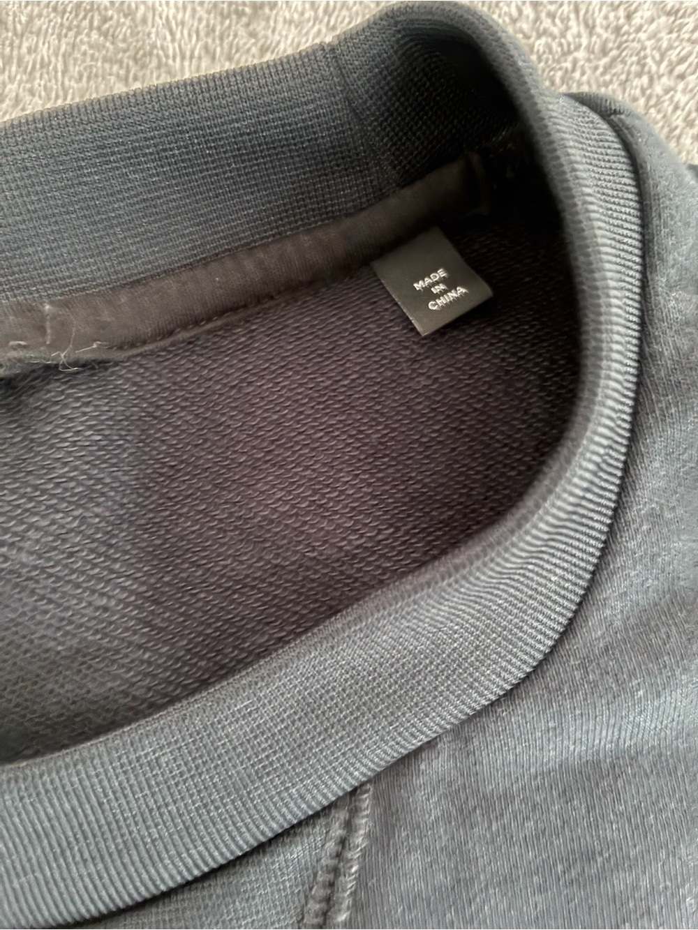 Armani Exchange Black Crewneck Sweatshirt with White Sleeve Logos Size L or Xl - Picture 6 of 6